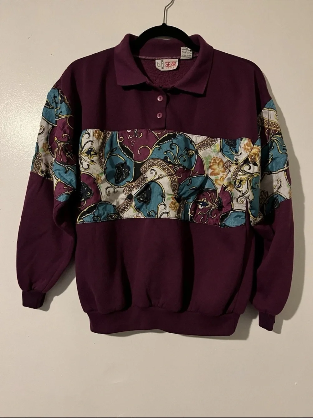 Woman’s VINTAGE Plum Polo-Style Sweatshirt with Patterned Panel